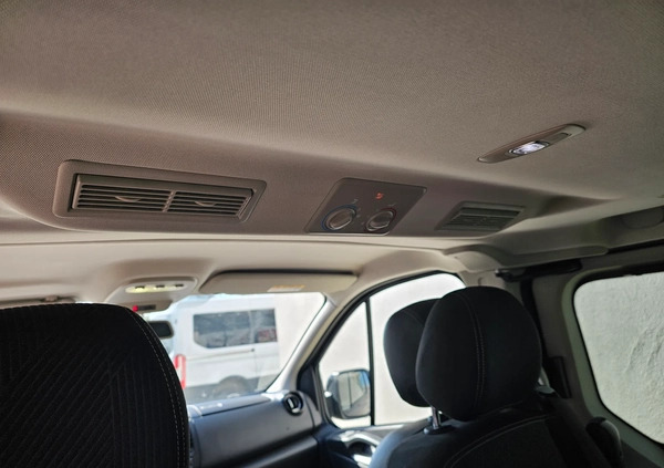 Renault Trafic cena 141000 przebieg: 155800, rok produkcji 2019 z Kutno małe 742